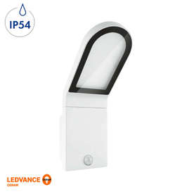 Фасадно LED осветително тяло Osram/LEDvance, 220V, 12W, 740lm, 3000K, IP54, 107°, бяло тяло, сензор за движение