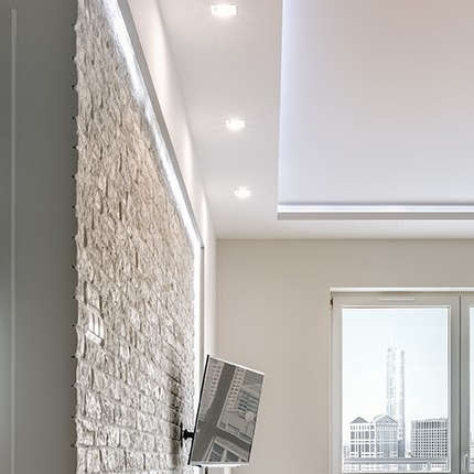 Квадратни лунички за вграждане в таван от гипсокартон Rendl Light Acasa R12750 в бяло, с функция за наклон и GU10 фасунга.