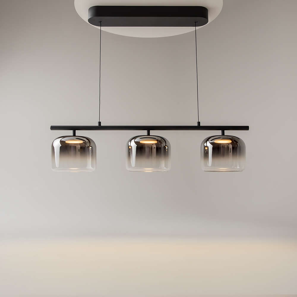 Линеен лед пендел Maytoni Spirito MOD286PL-L12B3K с черна конструкция и три стъклени абажура с черен градиентен финиш