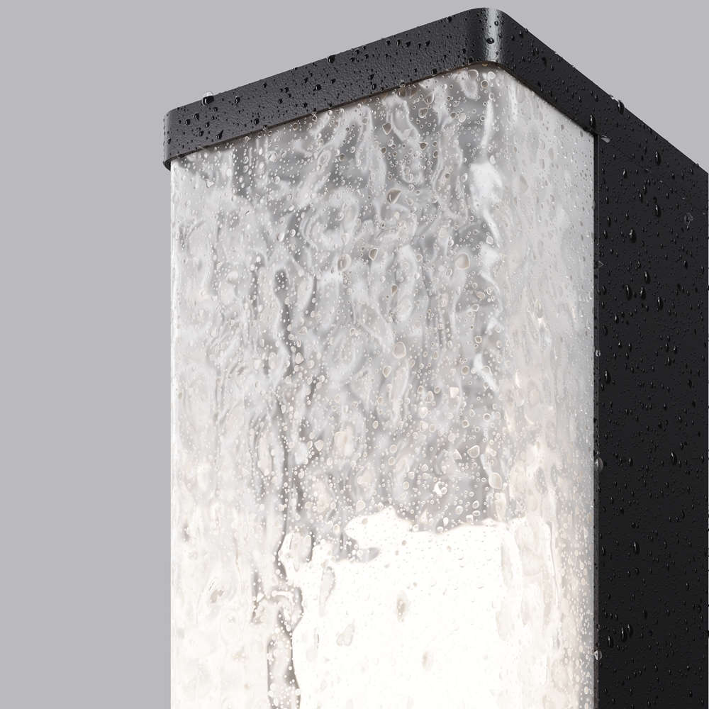 Градинска лампа Maytoni Floeva с IP65 защита и устойчивост на водни пръски.