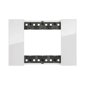 Декоративна рамка BTicino Living Now KA4803DW ICE | Лед, технополимер, 3 модула италиански стандарт