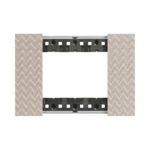 Декоративна рамка BTicino Living Now KA4803MM OPTIC | Илюзия, технополимер с декоративен мотив, 3 модула