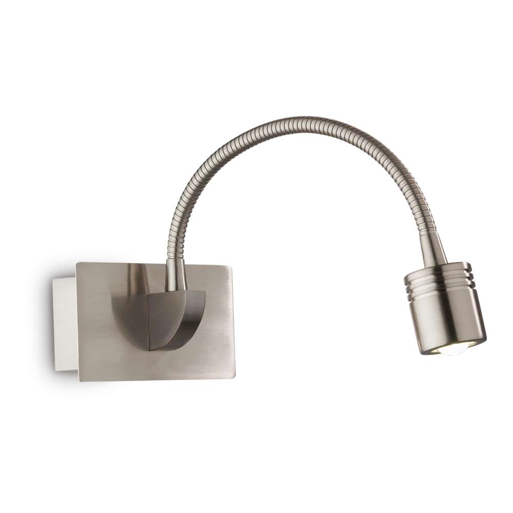 Металният аплик Ideal Lux Dynamo AP 031477 с никелирано покритие, гъвкаво рамо и насочваща се глава