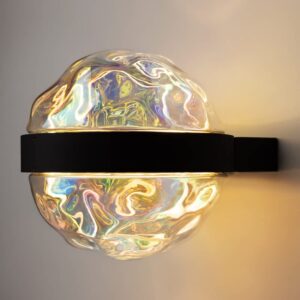 LED аплик Maytoni Misterio MOD379WL-L6B2.7K с черно тяло и стъклен абажур с многоцветен ефект