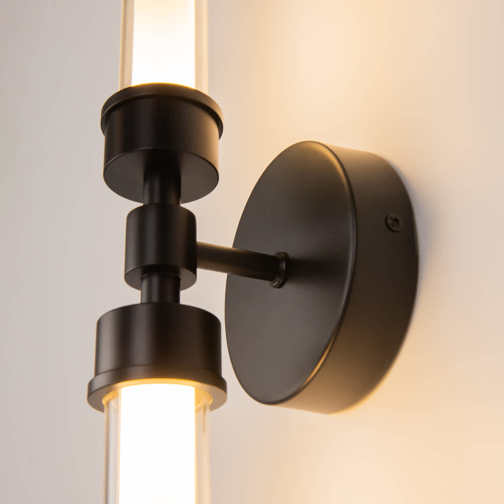 Опорното рамо и металните елементи около стъклото на Maytoni Stelo MOD116WL-L7B3K