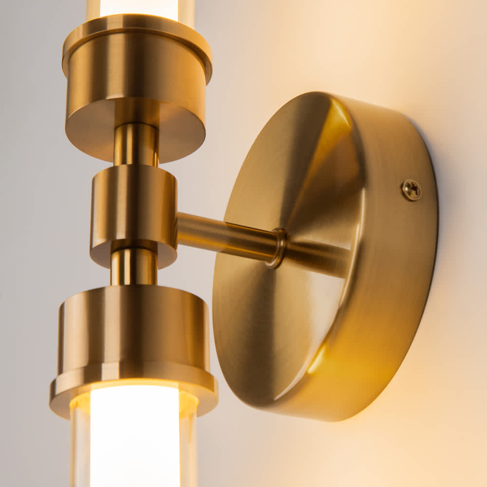 Опорното рамо и металните елементи около стъклото на Maytoni Stelo MOD116WL-L7BS3K