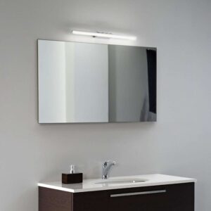 Интериорен кадър с Ideal Lux Riflesso - вариант хром