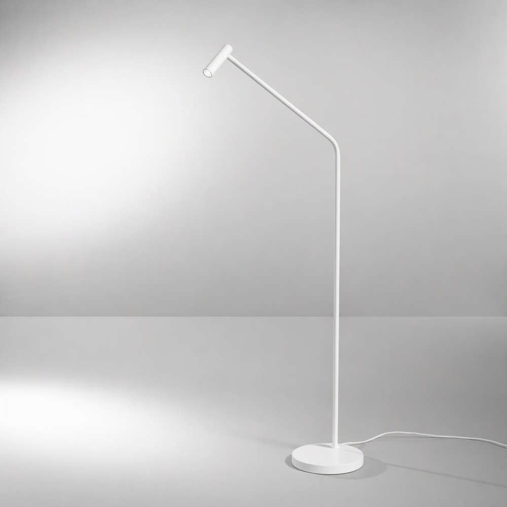 Включеният лампион Ideal Lux Easy PT 295473 с бяло покритие и насочена към стената светлина