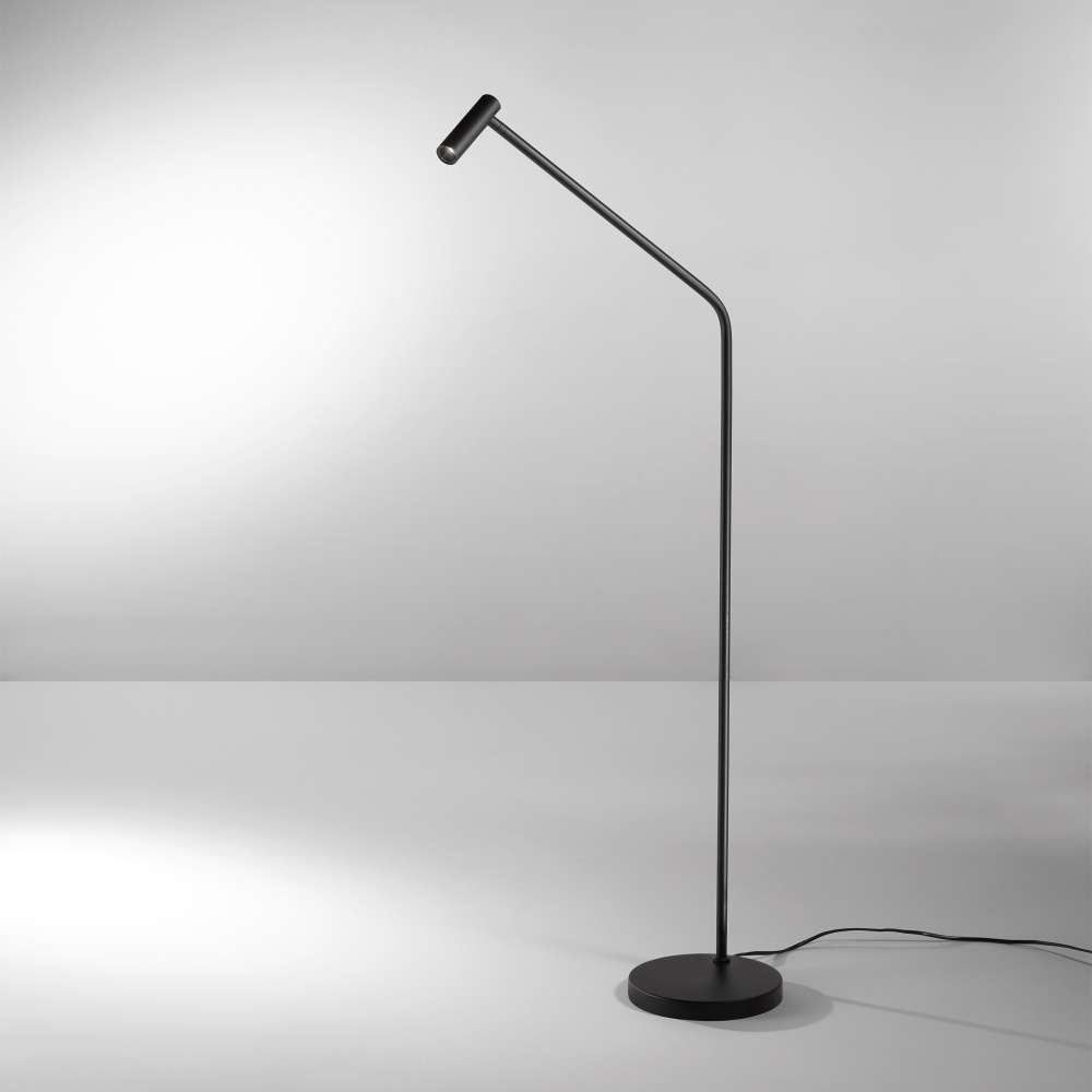 Включеният лампион Ideal Lux Easy PT 295497 с черно покритие и насочена към стената светлина