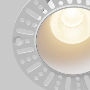 Бяла LED луна Maytoni Dip DL122-15W-3K-TRS-W, детайл на LED оптиката
