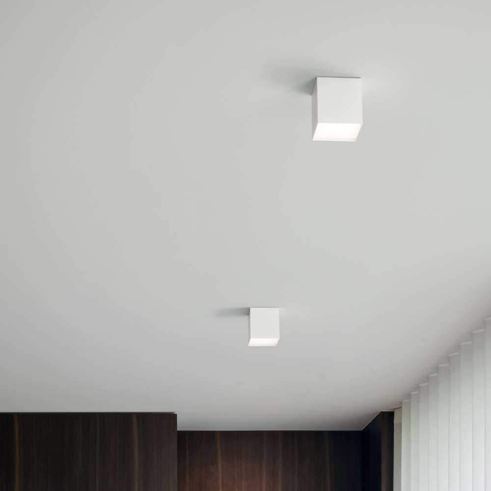 Ideal Lux Kubiko 303321 - бели квадратни луни Kubiko върху таван в интериор