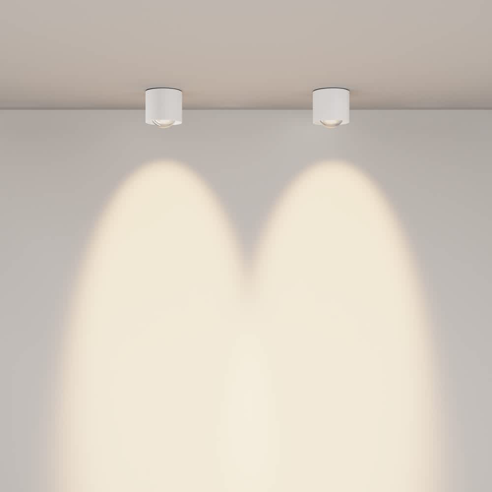 Бяла LED луна Maytoni Lens C217CL-15W3K-W, светлинно разпределение върху стена
