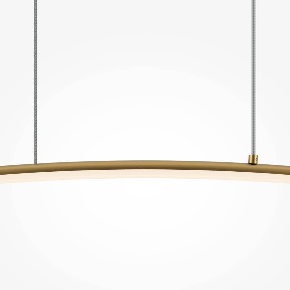 Метално тяло в цвят месинг и бял силиконов дифузер на Maytoni Curve MOD243PL-L18BSK