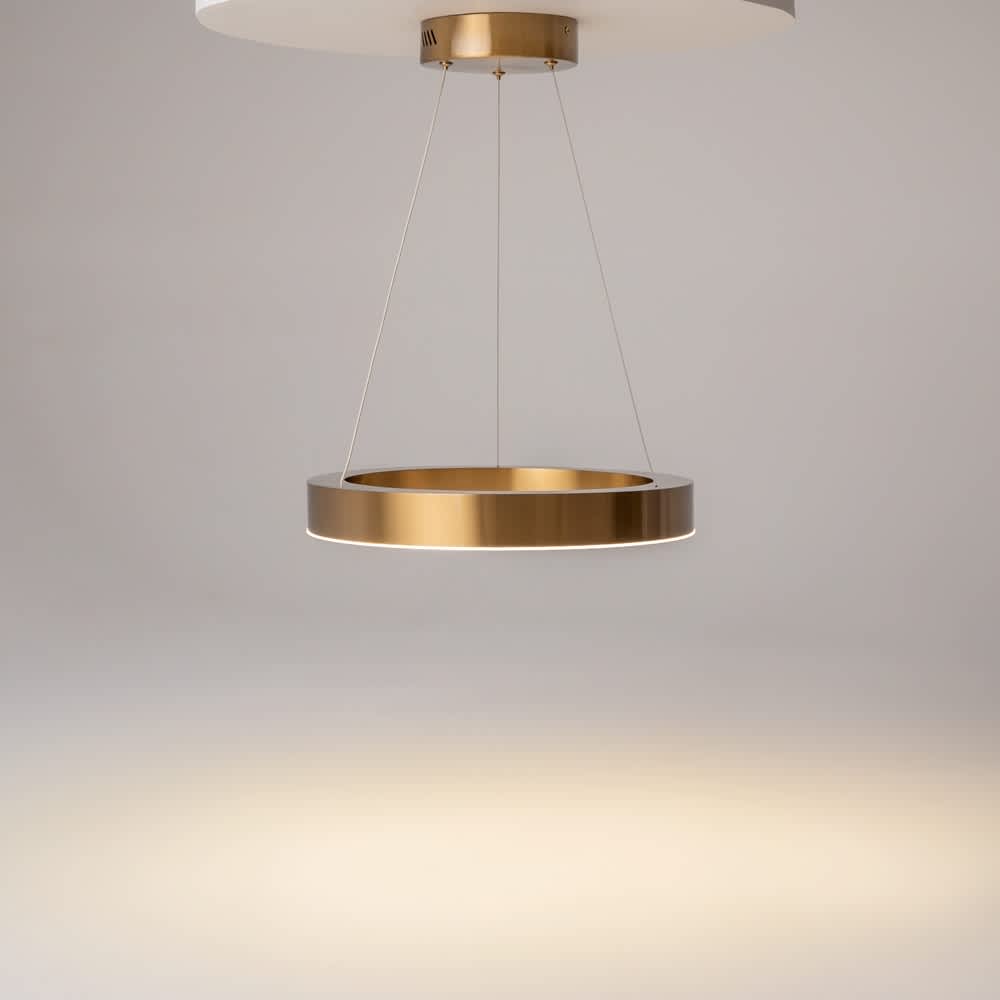 Горната част на месинговия ринг и окачването на LED пендел Maytoni Saturno MOD415PL-L36BS4K