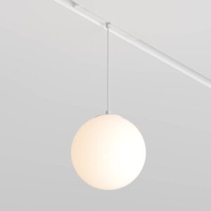 LED пендел със стъклена сфера Maytoni Exility Luna TR039-2-5W3K-W-1, бял, общ изглед върху релсата