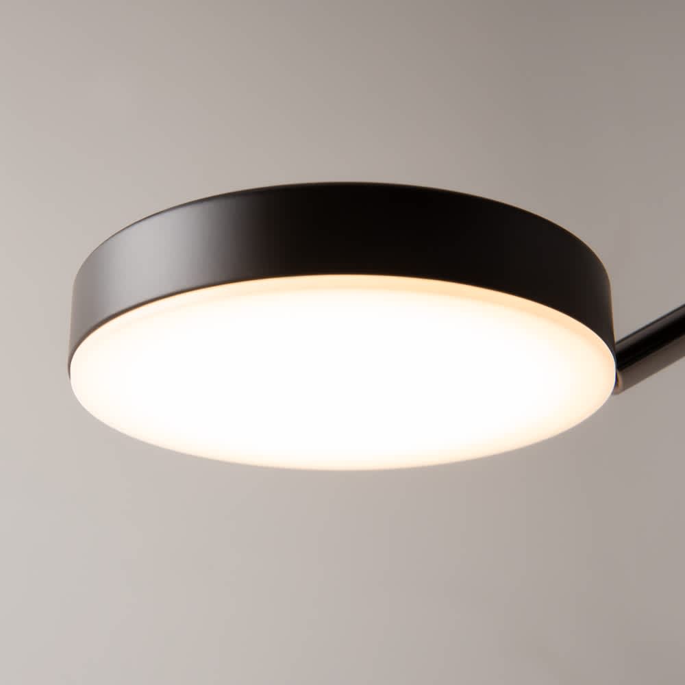 Maytoni Fad MOD070CL-L30B3K - близък изглед на светещ диск
