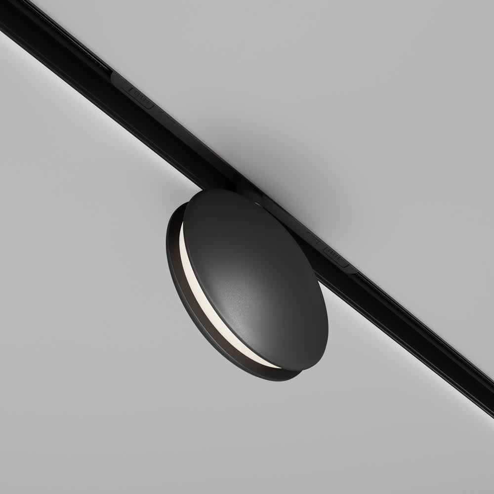 SMART декоративна LED лампа Maytoni Exility Outline TR090-4-6W-DS-B, черна, общ изглед върху релсата