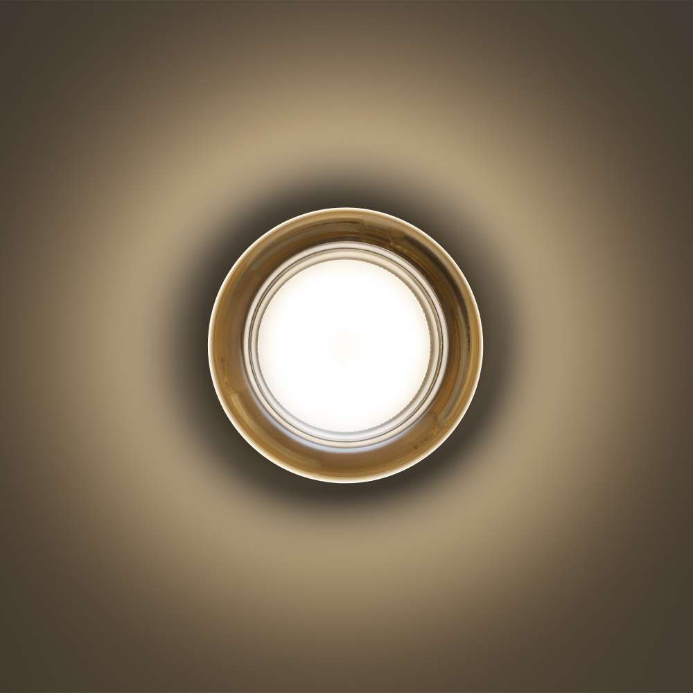 Фронтален изглед на включения аплик Ideal Lux Lolly AP1 Ambra 354637 с кехлибарен стъклен дифузер