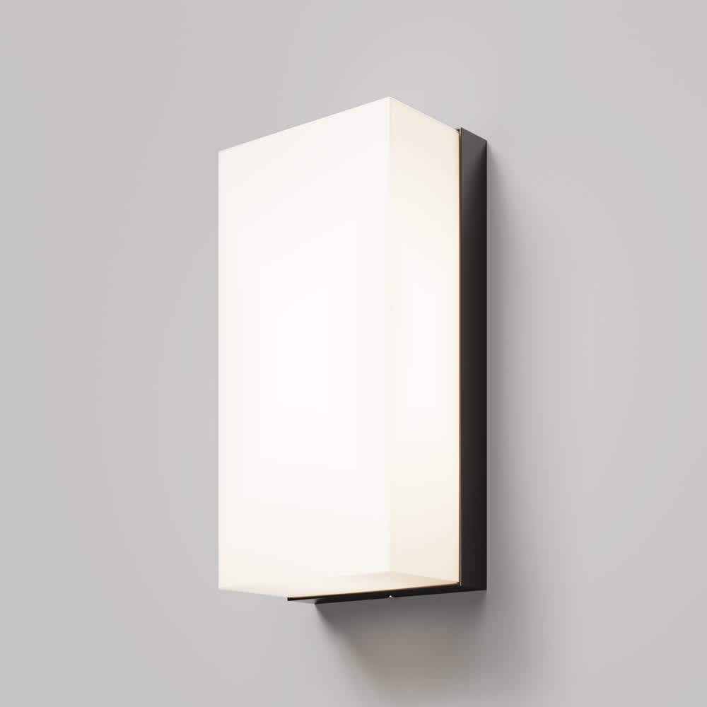 Maytoni Badd O454WL-L10GF3K - външен LED аплик в цвят графит с правоъгълен бял дифузер