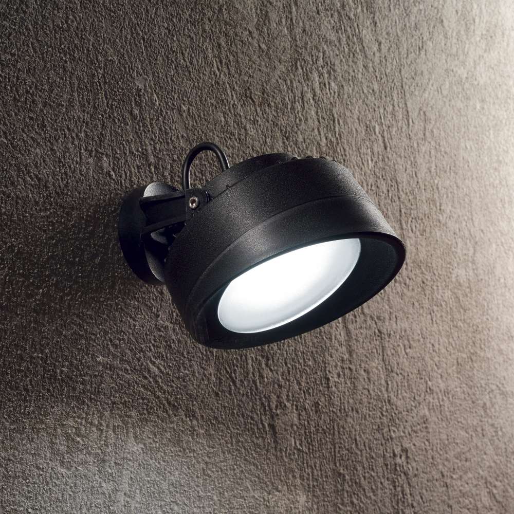 Черен насочваем аплик Ideal Lux Litio AP1 145341 осветява релефна стена