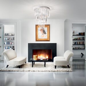 Плафон от серията Ideal Lux Carlton в хол с камина