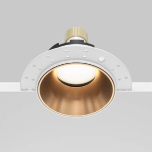 Луна за вграждане Maytoni Share DL051-U-2WMG GU10 Ø10,2 см бяла със златист рефлектор - общ изглед с монтажната периферия