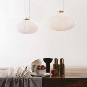 Интериор с месинговите варианти Plisse D35 и D45