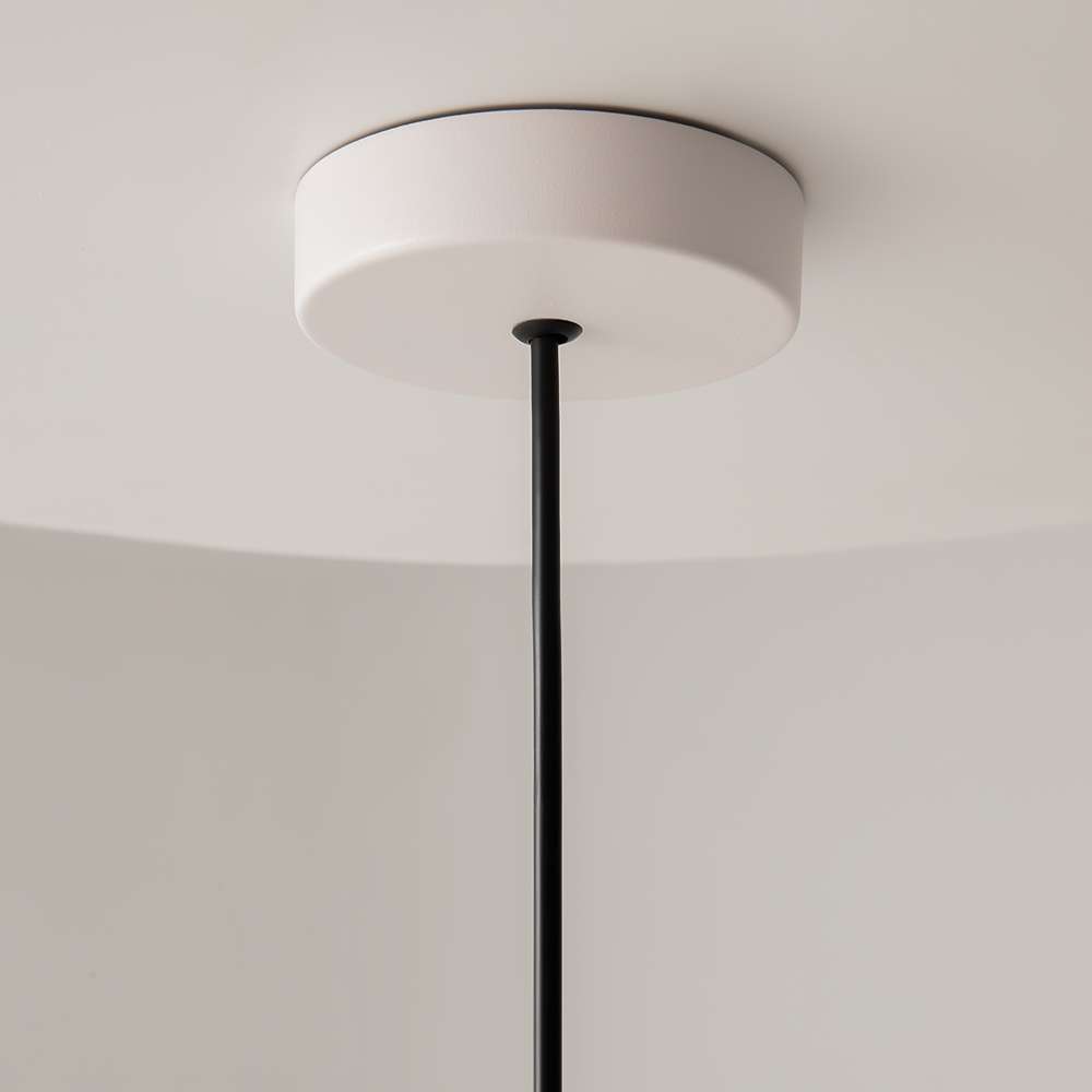 Кръгла таванна основа в бял цвят на Maytoni Basic colors MOD168PL-01W