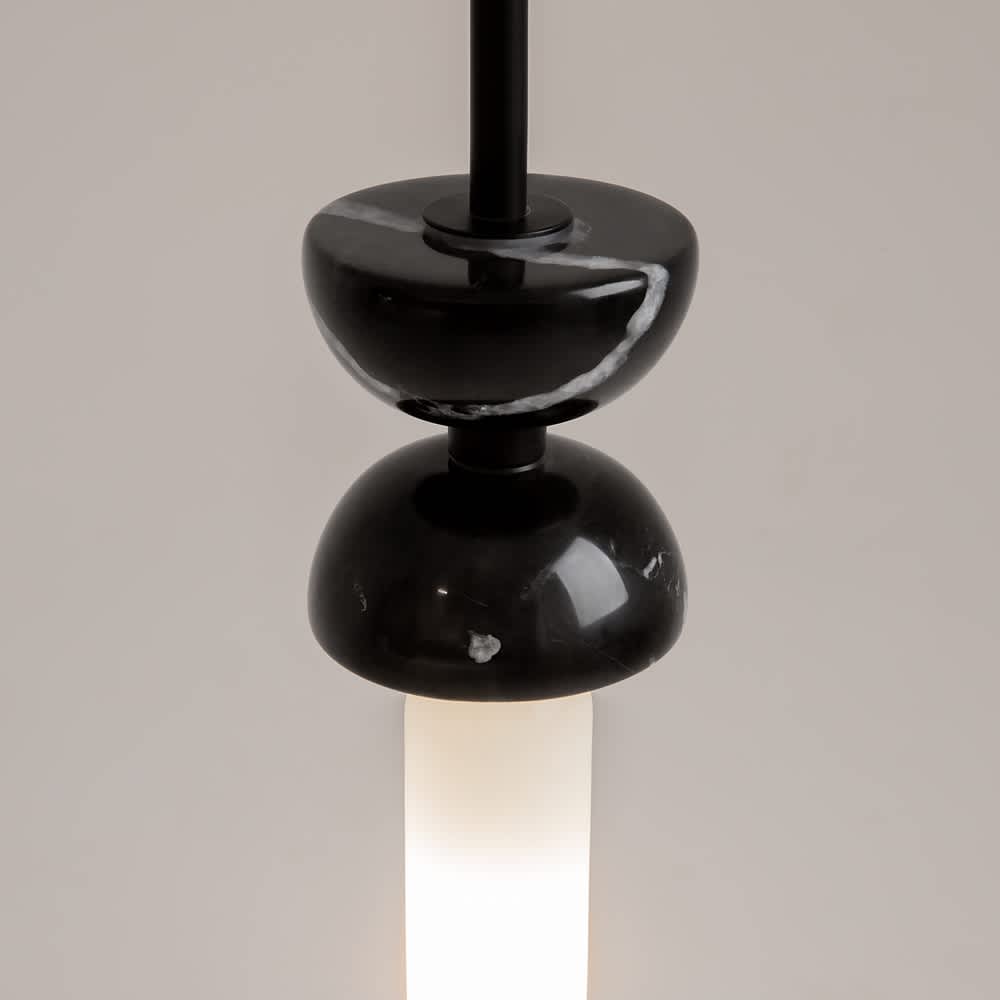 Maytoni Kyoto MOD178PL-01B - детайл на мраморното тяло