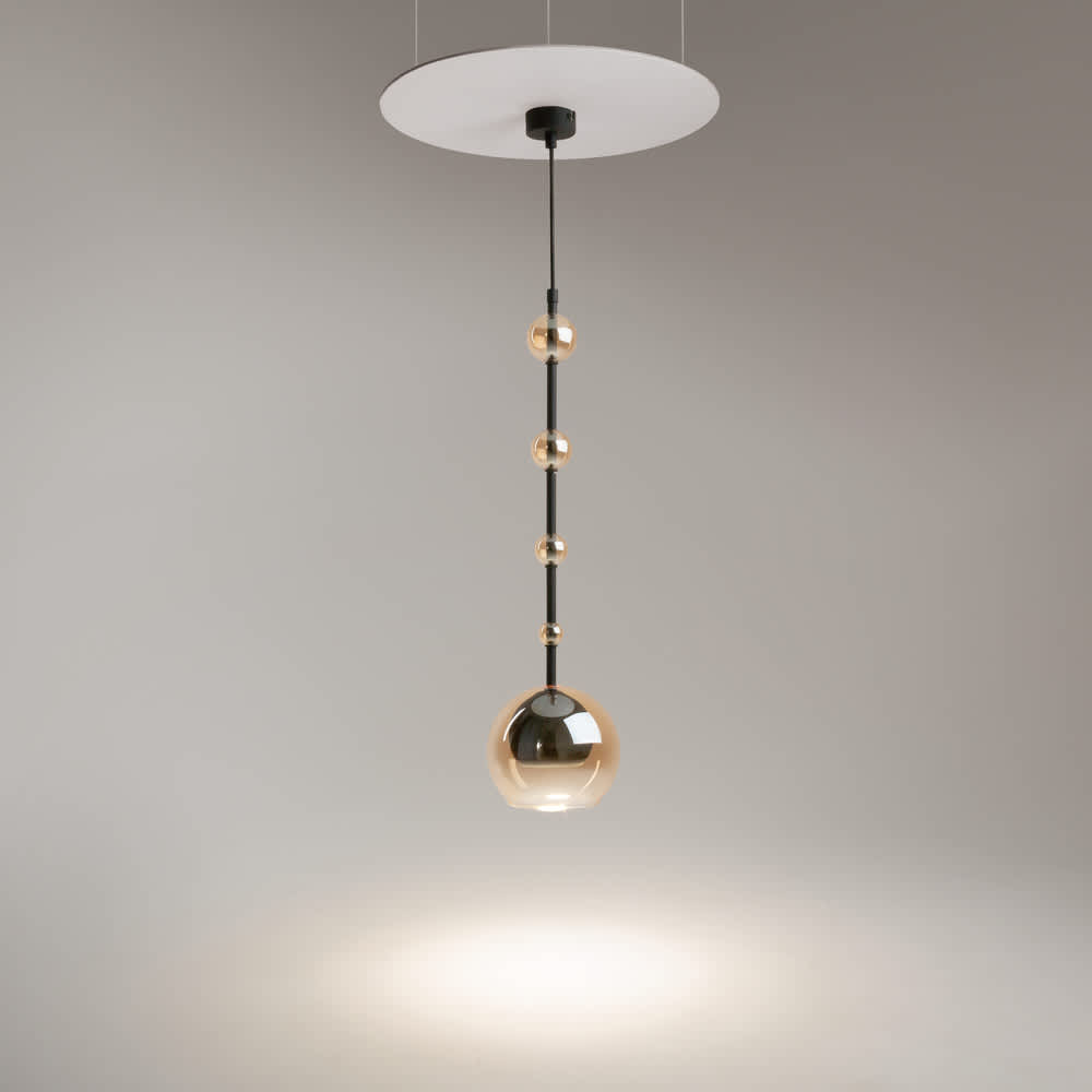 Maytoni Ros MOD227PL-01B1 в цял ръст със стъклените елементи, окачването и таванната розетка