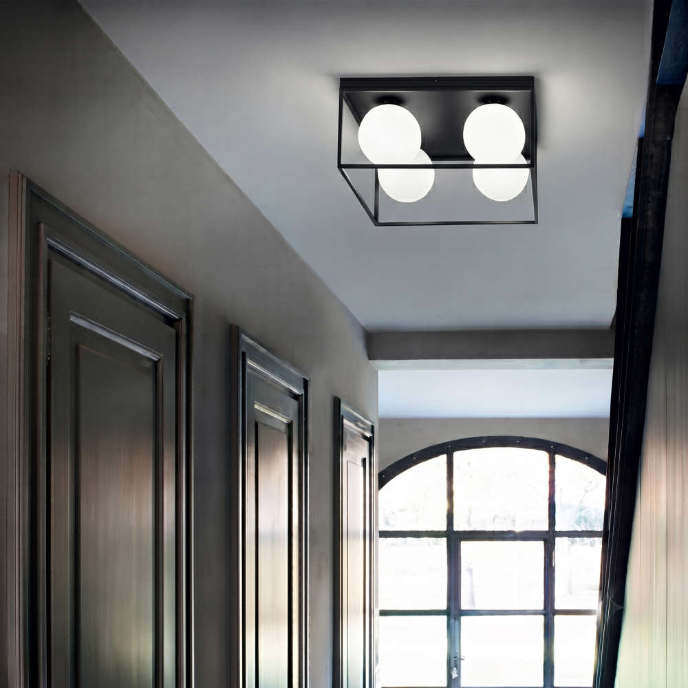 Плафон Ideal Lux Lingotto PL4 в черно в коридор