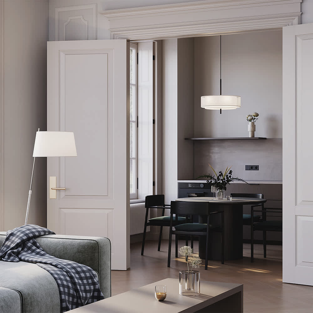 Полилей Maytoni Bergamo MOD613PL-05W1 с бял полупрозрачен абажур от органза и черно тяло над маса