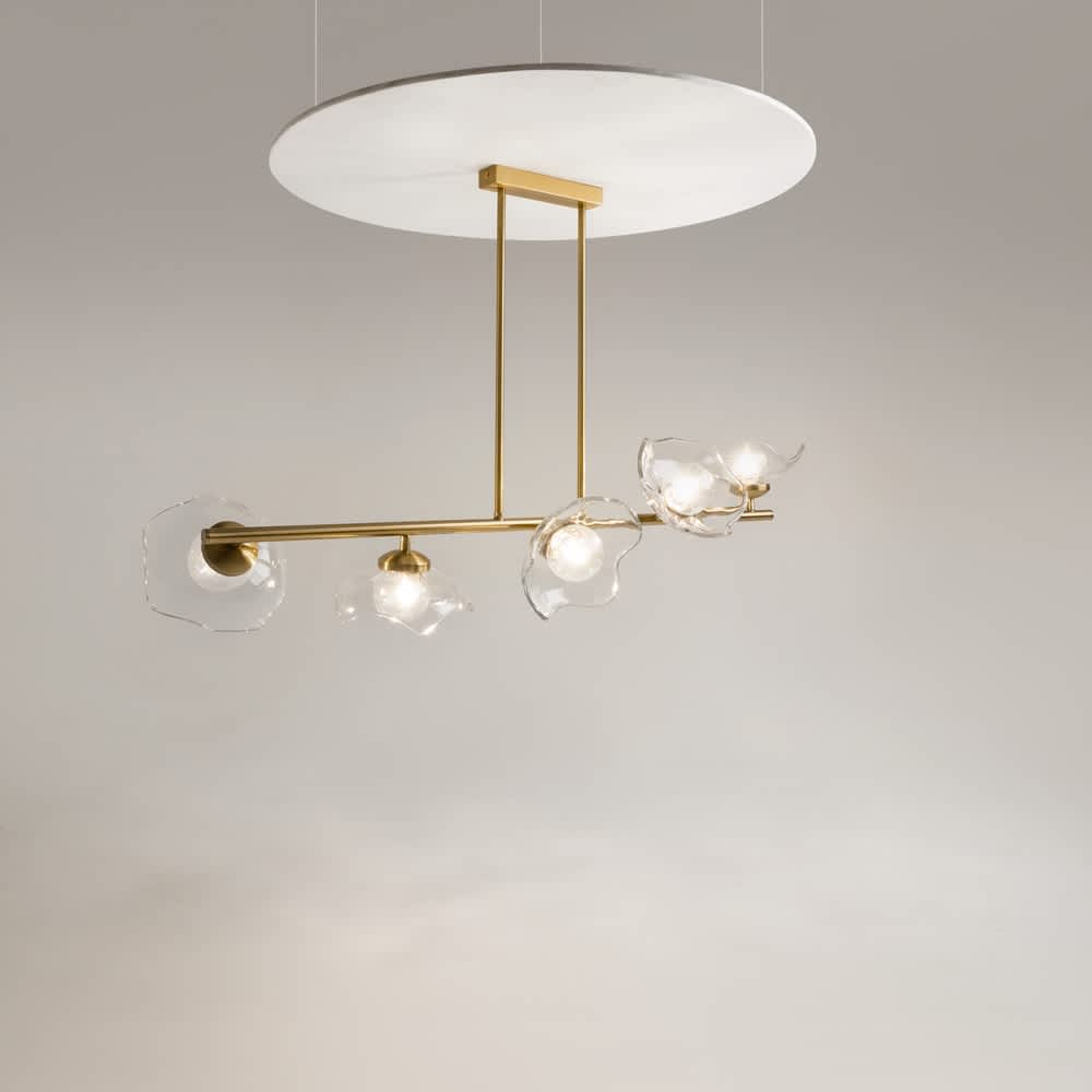 Полилей Maytoni Miracle MOD207PL-05BS с метално тяло в цвят месинг и прозрачни стъклени абажури на сив фон