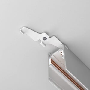 Maytoni Exility TRA034HS-21W - поставяне на релсата Скоби за повърхностен монтаж на магнитна релса Maytoni Exility TRA034HS-21W, поставяне на релсата