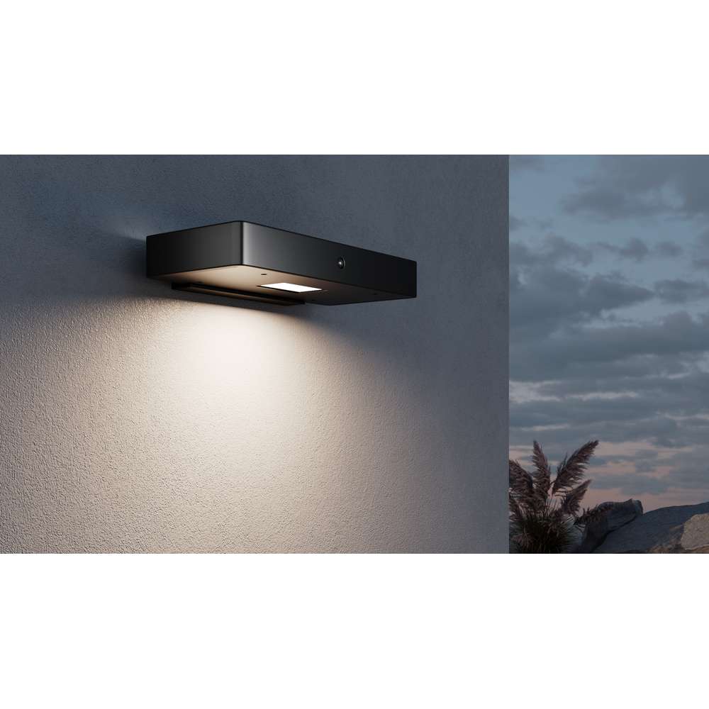 Maytoni Pir OSL456WL-L2GF3K - соларният аплик Pir върху външна стена при здрач