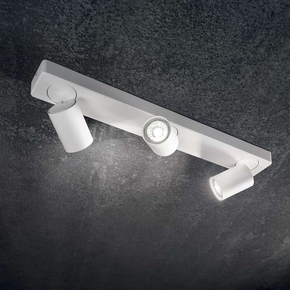 Трите цилиндрични глави на Ideal Lux Rudy PL3 Round 229065 в бял цвят с включени крушки