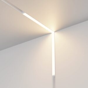 Ъглова LED лампа Maytoni Exility Basis Angle TR102-24W3K-W, бяла, светеща лампа в ъгъла между таван и стена